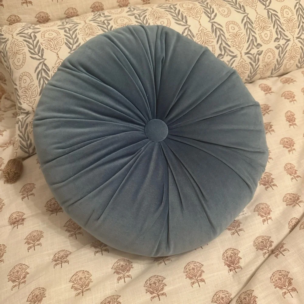N/A 15” round